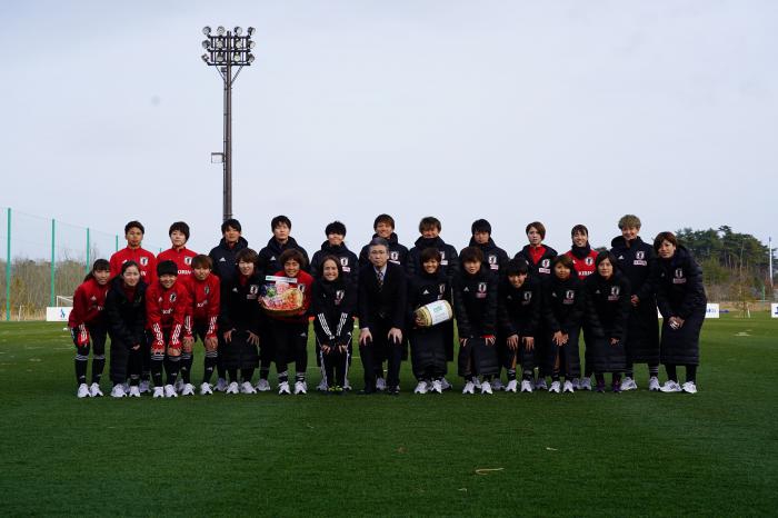 【イベント】なでしこジャパン（サッカー日本女子代表）トレーニングキャンプにてGAP認証農産物を贈呈しました